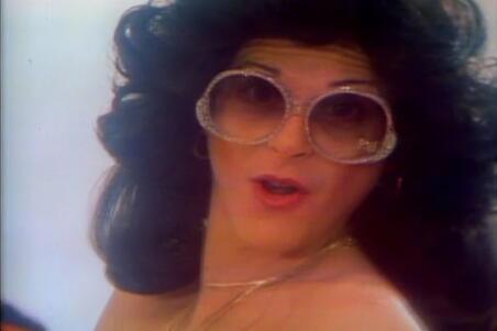 Still from SNL "Jewess Jeans" parody ad