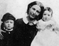 Fanny Brooks and her Children