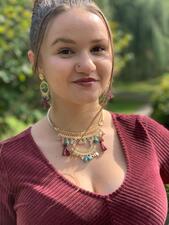 Ruby Russell Headshot