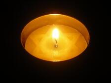 Holocaust Remembrance Candle