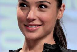 Gal Gadot cropped
