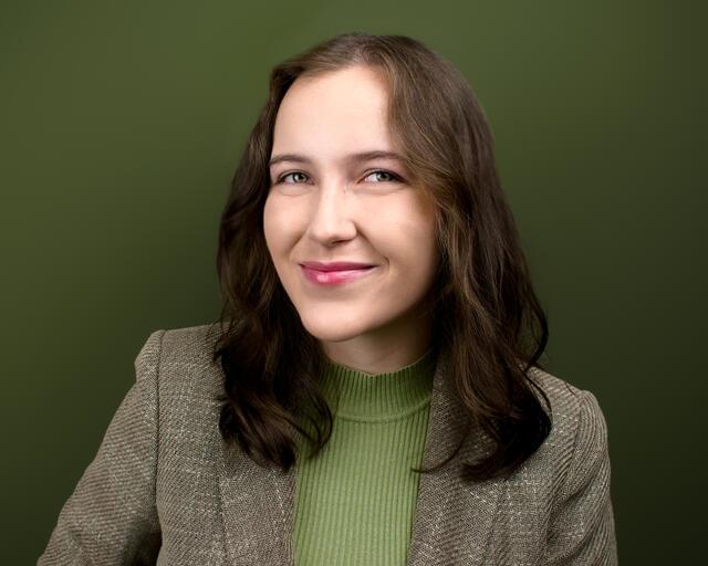 Arielle Zaytsev Headshot