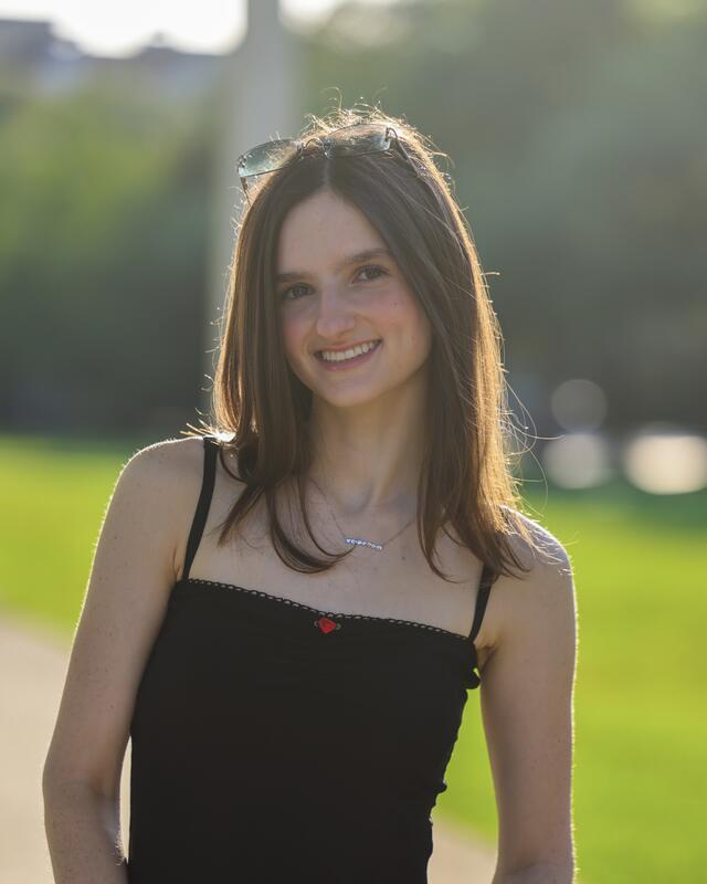 Annie Katz Headshot