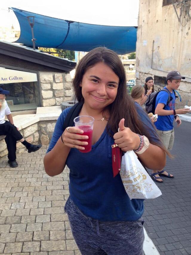 2016-2017 Rising Voices Fellow Eden Olsberg in Tsfat