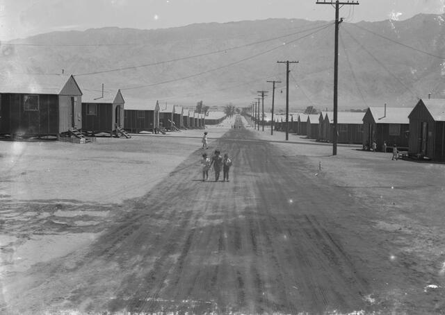 Manzanar, June 1942