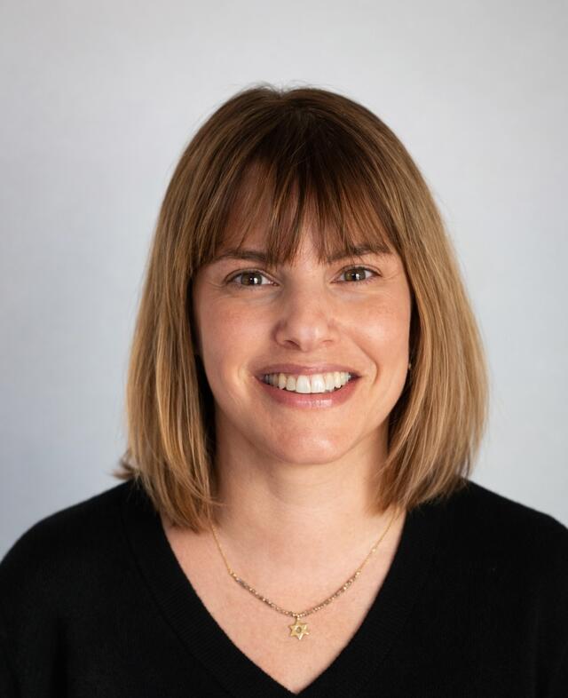 Jen Richler Headshot