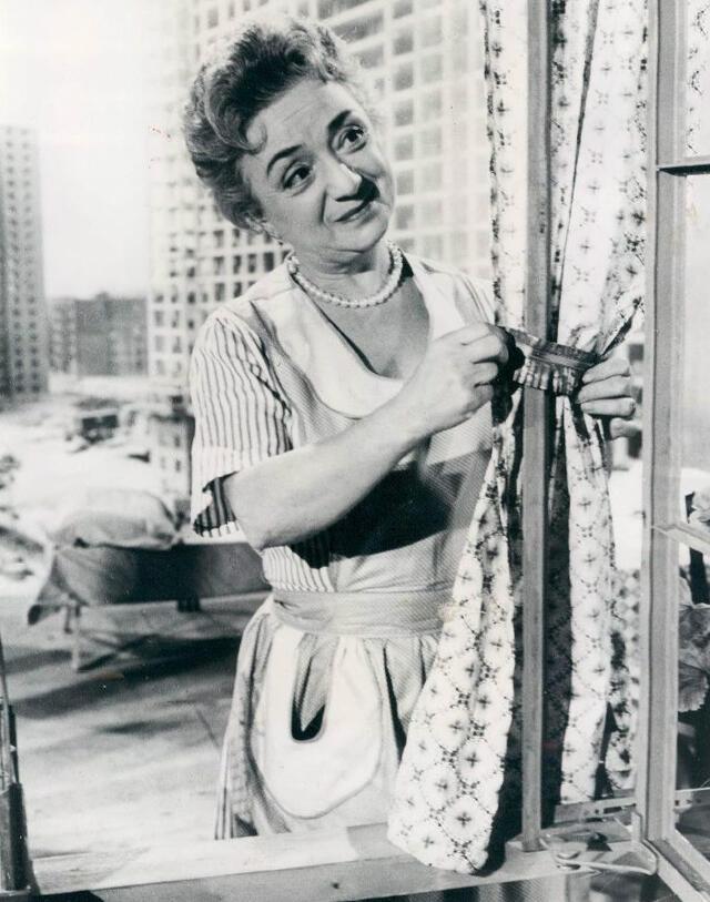 Molly Picon in "Car 54, Where Are You?"