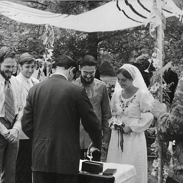 Emma & Walter Rous under chuppah